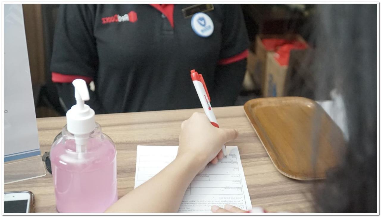 Reddoorz Syariah Premium At Cilandak Timur 2 Jakarta Exterior foto